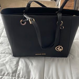 Michael Kors Tote
